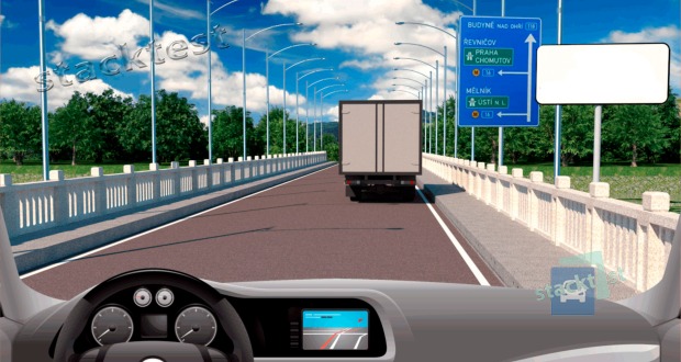 Jakým směrem může jet řidič nákladního vozidla o celkové hmotnosti nad 3500 kg, pokud není zaregistrován v systému elektronického mýtného?