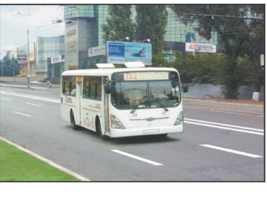 Для обеспечения безопасности и комфорта пассажиров автобуса водитель должен: