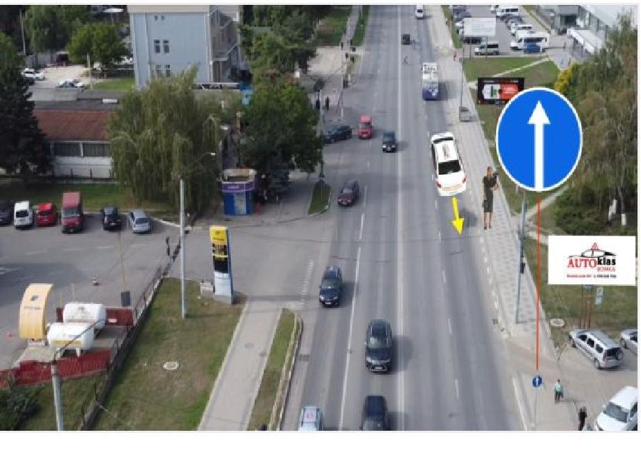 Este permis să mergeți cu spatele în această situație pentru a lua un pasager?
